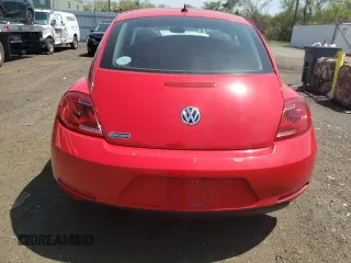 2015 Volkswagen Beetle Fleet Edition z VIN 3VWF17AT6FM629001, wystawiony jako Copart lot #54477445 z przebiegiem 87 374 mil mil oraz Szkoda całkowita • Salvage title. Historia ofert i sprzedaży dostępna na DreamBid. Obrazek 6.