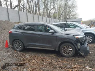 2018 Hyundai Tucson SEL with VIN KM8J3CA44JU716548, listed as a IAAI auction lot 42064695 with 71,222 mi miles. Bid and sale history available at carsss.com. Image 14.