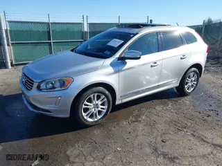 2015 Volvo XC60 T5 Drive-E Premier with VIN YV440MDK5F2698071, listed as a IAAI auction lot 41407990 with NaN miles. Bid and sale history available at carsss.com. Image 17.