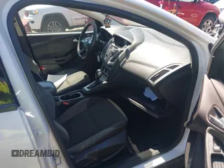 2014 Ford Focus SE with VIN 1FADP3K25EL296593, listed as a IAAI auction lot 42056203 with 116,766 mi miles. Bid and sale history available at carsss.com. Image 5.