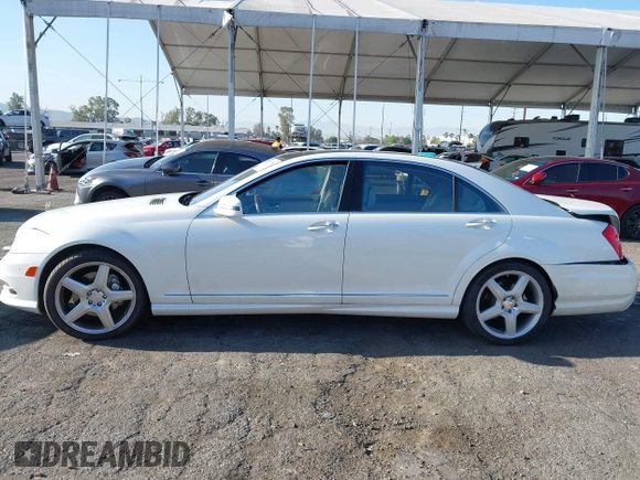 2010 Mercedes-Benz S 550 with VIN WDDNG7BB3AA321119, listed as a IAAI auction lot 42000294 with 92,857 mi miles and . Bid and sale history available at DreamBid. Image 14.