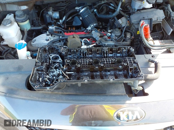 2018 Kia Sedona LX with VIN KNDMB5C12J6372631, listed as a IAAI auction lot 41994306 with 75,918 mi miles. Bid and sale history available at carsss.com. Image 18.