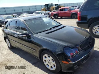 2006 Mercedes-Benz C 280 Luxury with VIN WDBRF92H06F762701, listed as a Copart auction lot 52231174 with 129,563 mi miles and Clean Title. Bid and sale history available at DreamBid. Image 4.