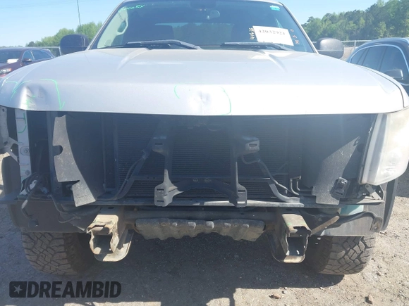 2011 Chevrolet Silverado 1500 LT with VIN 1GCRCSEA5BZ357152, listed as a IAAI auction lot 42032921 with 137,090 mi miles and . Bid and sale history available at DreamBid. Image 6.