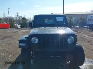 2018 Jeep Wrangler Unlimited Sport S с VIN 1C4HJXDG4JW150840, выставлен на аукционе IAAI как лот 41674204 с пробегом 96 177 миль миль и . История ставок и продаж доступна на DreamBid. Изображение 12.