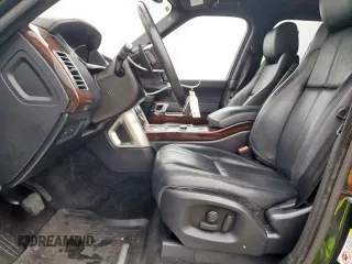 2016 Land Rover Range Rover z VIN SALGR2VF2GA277193, wystawiony jako Copart lot #63579285 z przebiegiem 118 127 mil mil oraz Czysty tytuł • Clean title. Historia ofert i sprzedaży dostępna na DreamBid. Obrazek 7.
