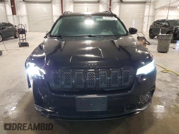 2020 Jeep Cherokee Altitude z VIN 1C4PJMLN9LD533438, wystawiony jako Copart lot #52983455 z przebiegiem 102 815 mil mil oraz Szkoda całkowita • Salvage title. Historia ofert i sprzedaży dostępna na DreamBid. Obrazek 5.