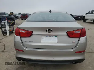 2015 Kia Optima LX z VIN KNAGM4A78F5530621, wystawiony jako Copart lot #43874535 z przebiegiem Nie podano mil oraz Szkoda całkowita • Salvage title. Historia ofert i sprzedaży dostępna na DreamBid. Obrazek 6.