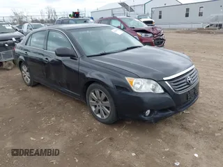 2008 Toyota Avalon XL with VIN 4T1BK36B58U293889, listed as a IAAI auction lot 41843953 with 192,860 mi miles. Bid and sale history available at carsss.com. Image 1.
