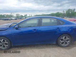 2019 Kia Forte LXS с VIN 3KPF24AD4KE085464, выставлен на аукционе IAAI как лот 42244427 с пробегом 125 403 миль миль и . История ставок и продаж доступна на DreamBid. Изображение 15.