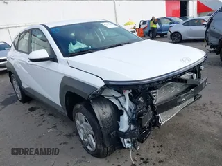 2025 Hyundai Kona SE with VIN KM8HACAB8SU216185, listed as a IAAI auction lot 41331541 with 4,930 mi miles. Bid and sale history available at carsss.com. Image 1.