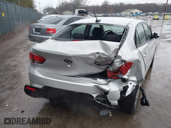 2020 Kia Rio S with VIN 3KPA24AD6LE273270, listed as a IAAI auction lot 41716369 with 112,089 mi miles. Bid and sale history available at carsss.com. Image 4.