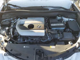 2021 Lexus UX 200 z VIN JTHX3JBH2M2040913, wystawiony jako Copart lot #88754455 z przebiegiem 38 776 mil mil oraz Szkoda całkowita • Salvage title. Historia ofert i sprzedaży dostępna na DreamBid. Obrazek 12.