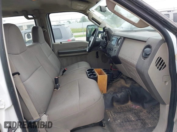 2008 Ford F-250 XL with VIN 1FTSW215X8EC30902, listed as a IAAI auction lot 42683681 with 197,476 mi miles and . Bid and sale history available at DreamBid. Image 5.