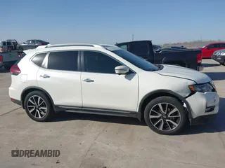 2018 Nissan Rogue SV with VIN JN8AT2MT4JW487069, listed as a IAAI auction lot 41704570 with 98,360 mi miles and . Bid and sale history available at carsss.com. Image 13.