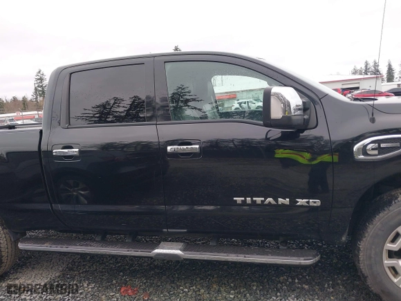 2016 Nissan Titan XD Platinum Reserve with VIN 1N6BA1F2XGN502660, listed as a IAAI auction lot 41731577 with 118,581 mi miles. Bid and sale history available at carsss.com. Image 13.