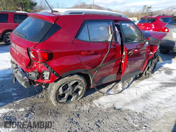 2024 Hyundai Venue SEL with VIN KMHRC8A33RU327385, listed as a IAAI auction lot 41247378 with 5,591 mi miles and . Bid and sale history available at DreamBid. Image 4.