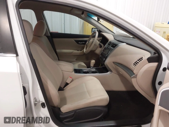 2015 Nissan Altima S with VIN 1N4AL3AP1FC169711, listed as a IAAI auction lot 41884037 with 129,228 mi miles and . Bid and sale history available at DreamBid. Image 5.