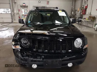 2013 Jeep Patriot Sport z VIN 1C4NJRBB9DD140293, wystawiony jako IAAI lot #42023140 z przebiegiem 84 831 mil mil oraz . Historia ofert i sprzedaży dostępna na DreamBid. Obrazek 12.