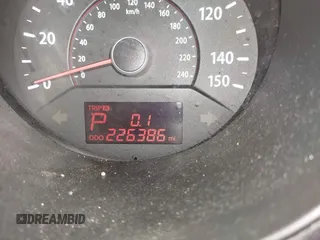 2013 Kia Sorento LX with VIN 5XYKT4A26DG368495, listed as a IAAI auction lot 41332267 with 226,386 mi miles. Bid and sale history available at carsss.com. Image 16.