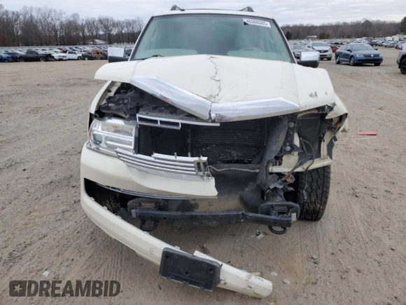 2007 Lincoln Navigator z VIN 5LMFU285X7LJ14762, wystawiony jako Copart lot #46508085 z przebiegiem 170 923 mil mil oraz Szkoda całkowita • Salvage title. Historia ofert i sprzedaży dostępna na DreamBid. Obrazek 5.