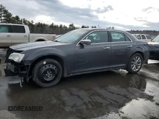 2018 Chrysler 300 Limited with VIN 2C3CCAKG6JH302222, listed as a Copart auction lot 45874105 with 124,390 mi miles and Salvage Title. Bid and sale history available at carsss.com. Image 1.