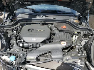 2015 MINI Hardtop S z VIN WMWXP7C50F2A36388, wystawiony jako Copart lot #54910345 z przebiegiem 69 956 mil mil oraz Szkoda całkowita • Salvage title. Historia ofert i sprzedaży dostępna na DreamBid. Obrazek 11.