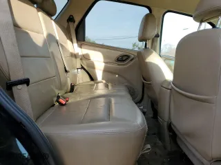 2006 Ford Escape Limited with VIN 1FMYU94196KC82484, listed as a Copart auction lot 48523075 with 208,093 mi miles and Salvage Title. Bid and sale history available at carsss.com. Image 11.