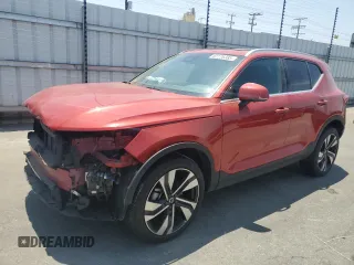2023 Volvo XC40 Plus Bright Theme with VIN YV4L12UE7P2943400, listed as a Copart auction lot 62176385 with 14,466 mi miles and Salvage title. Bid and sale history available at DreamBid. Image 1.