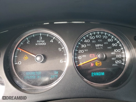 2009 Chevrolet Avalanche LT w/2LT with VIN 3GNFK22099G219939, listed as a Copart auction lot 87697015 with 176,558 mi miles and Salvage Title. Bid and sale history available at carsss.com. Image 9.