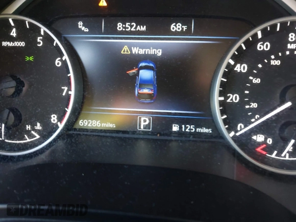 2017 Nissan Maxima S with VIN 1N4AA6AP8HC385405, listed as a IAAI auction lot 42112399 with 99,286 mi miles and . Bid and sale history available at DreamBid. Image 15.