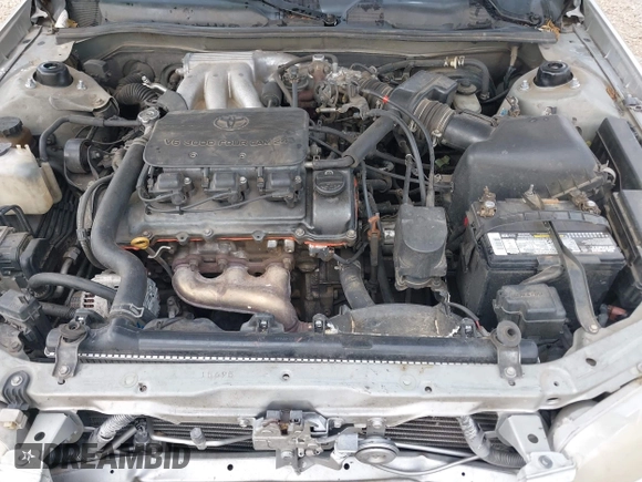 2001 Toyota Camry LE z VIN 4T1BF28K21U126925, wystawiony jako IAAI lot #42401694 z przebiegiem 237 112 mil mil oraz . Historia ofert i sprzedaży dostępna na DreamBid. Obrazek 10.