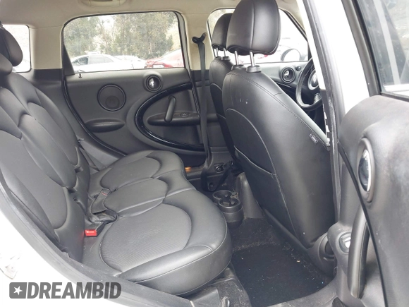 2015 MINI Countryman with VIN WMWZB3C57FWR46707, listed as a IAAI auction lot 42114457 with 137,356 mi miles and . Bid and sale history available at DreamBid. Image 8.