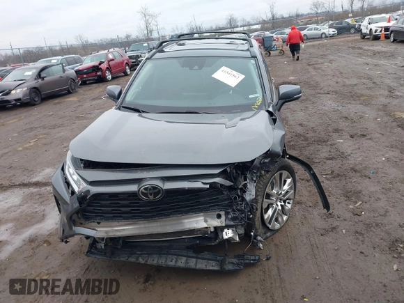 2021 Toyota RAV4 XLE Premium с VIN 2T3A1RFV4MC184144, выставлен на аукционе IAAI как лот 41541562 с пробегом 76 326 миль миль и . История ставок и продаж доступна на DreamBid. Изображение 12.