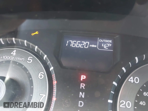 2015 Honda Odyssey EX-L with VIN 5FNRL5H62FB064541, listed as a IAAI auction lot 42048705 with 176,620 mi miles and . Bid and sale history available at DreamBid. Image 15.