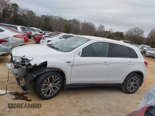 2019 Mitsubishi Outlander ES z VIN JA4AP3AUXKU020149, wystawiony jako IAAI lot #41126065 z przebiegiem 96 273 mil mil oraz . Historia ofert i sprzedaży dostępna na DreamBid. Obrazek 14.