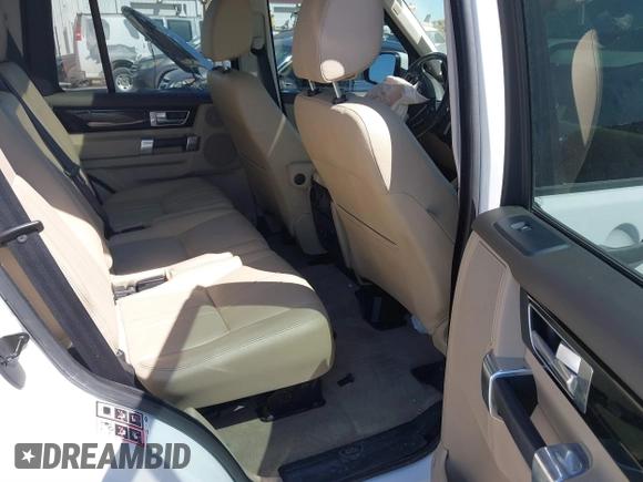 2016 Land Rover LR4 HSE with VIN SALAG2V67GA795831, listed as a IAAI auction lot 41709555 with 56,074 mi miles and . Bid and sale history available at DreamBid. Image 8.