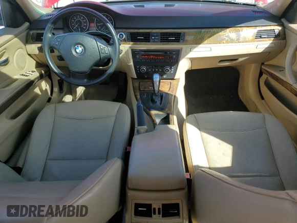 2007 BMW 3 Series 328xi с VIN WBAVC93597KX55782, выставлен на аукционе Copart как лот 55700835 с пробегом 102 944 миль миль и Списание • Salvage title. История ставок и продаж доступна на DreamBid. Изображение 8.