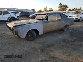 1963 Dodge Dart z VIN 7435175653, wystawiony jako Copart lot #43059375 z przebiegiem Nie podano mil oraz Tytuł czysty. Historia ofert i sprzedaży dostępna na DreamBid. Obrazek 1.
