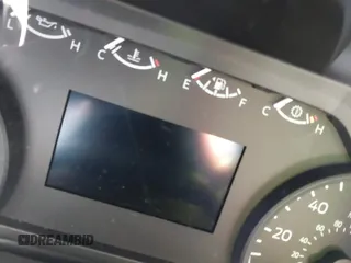 2022 Ford F-150 XL z VIN 1FTEX1CB4NKE64506, wystawiony jako IAAI lot #41408979 z przebiegiem Nie podano mil oraz . Historia ofert i sprzedaży dostępna na DreamBid. Obrazek 14.