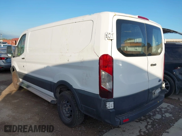 2018 Ford Transit with VIN 1FTYR1ZM6JKA46555, listed as a IAAI auction lot 42216565 with 212,024 mi miles and . Bid and sale history available at DreamBid. Image 3.