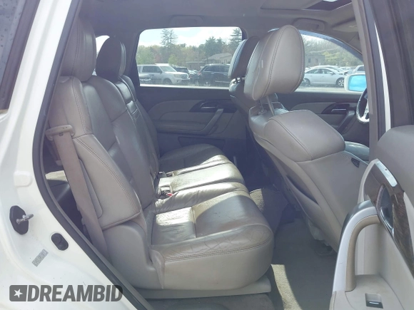 2011 Acura MDX Technology z VIN 2HNYD2H63BH503073, wystawiony jako IAAI lot #42236721 z przebiegiem 215 808 mil mil oraz . Historia ofert i sprzedaży dostępna na DreamBid. Obrazek 8.