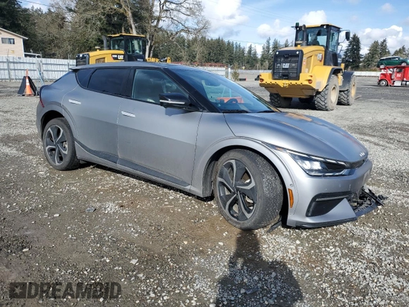 2022 Kia EV6 GT-Line with VIN KNDC4DLC1N5062161, listed as a Copart auction lot 47747885 with 40,804 mi miles and Salvage Title. Bid and sale history available at carsss.com. Image 4.