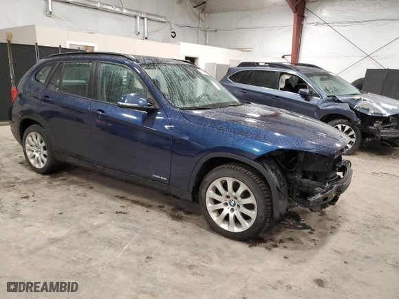 2014 BMW X1 xDrive28i with VIN WBAVL1C59EVY21292, listed as a Copart auction lot 48659955 with 107,197 mi miles and Salvage Title. Bid and sale history available at carsss.com. Image 4.