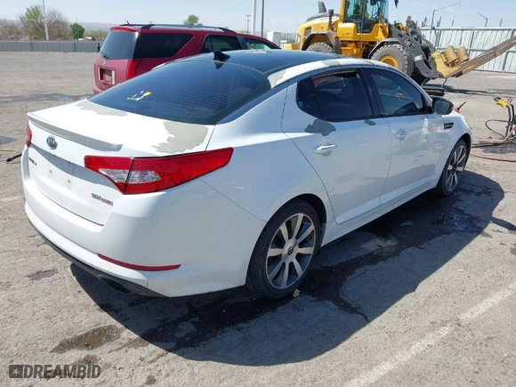 2012 Kia Optima SX with VIN 5XXGR4A63CG050800, listed as a IAAI auction lot 42051920 with 159,941 mi miles. Bid and sale history available at carsss.com. Image 4.