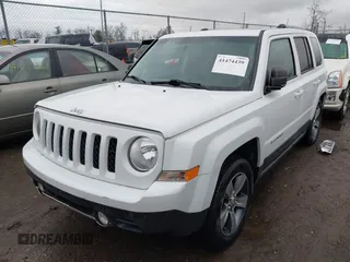 2016 Jeep Patriot Latitude with VIN 1C4NJPFAXGD749306, listed as a IAAI auction lot 41474439 with 94,767 mi miles and . Bid and sale history available at DreamBid. Image 23.