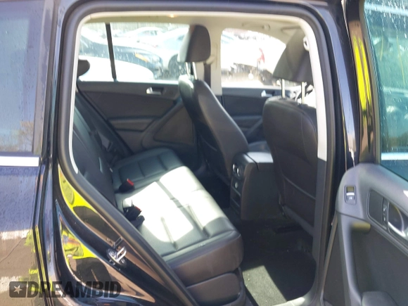2012 Volkswagen Tiguan SEL with VIN WVGAV7AX0CW521226, listed as a IAAI auction lot 42053515 with 78,253 mi miles and . Bid and sale history available at DreamBid. Image 8.