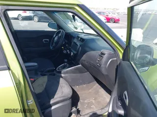 2018 Kia Soul + with VIN KNDJP3A59J7890907, listed as a IAAI auction lot 41916989 with 122,957 mi miles. Bid and sale history available at carsss.com. Image 5.