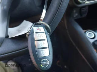 2020 Nissan Versa S z VIN 3N1CN8DV1LL861622, wystawiony jako IAAI lot #41836046 z przebiegiem 114 498 mil mil oraz . Historia ofert i sprzedaży dostępna na DreamBid. Obrazek 11.