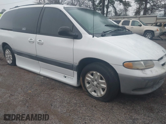 1997 Dodge Grand Caravan with VIN 1B4GP54R5VB335635, listed as a IAAI auction lot 41433559 with Not Provided miles and . Bid and sale history available at DreamBid. Image 1.